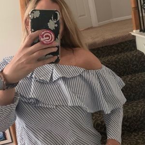 GAP off the shoulder ruffle shirt